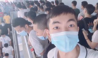 深圳富士康工资